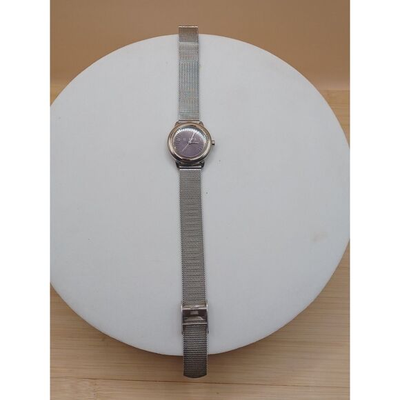 GUESS Women's Blue Face "WORKING" Watch Silver Tone Mesh Strap Stainless Steel - Picture 10 of 11